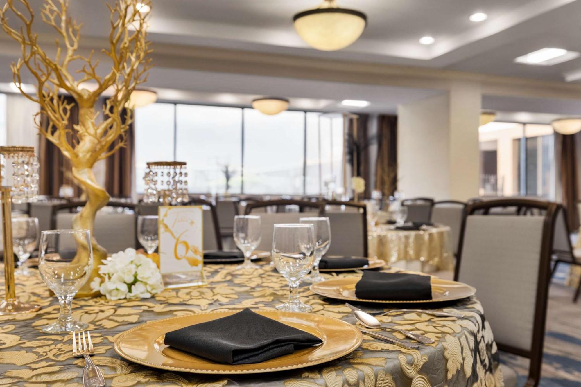 Doubletree By Hilton New Orleans Airport Hotel Kenner Buitenkant foto