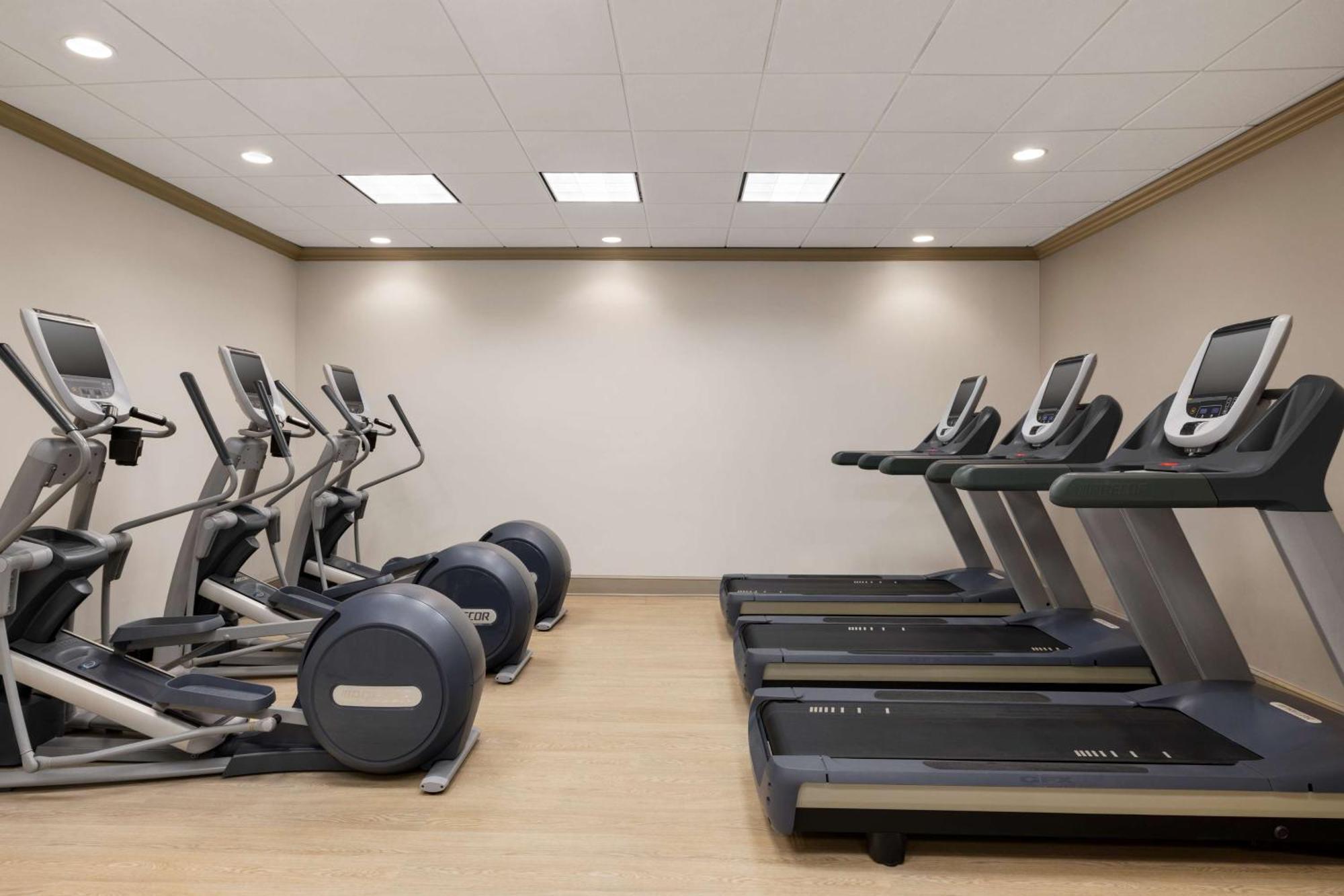 Doubletree By Hilton New Orleans Airport Hotel Kenner Buitenkant foto